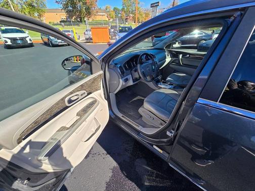 Gray 2013 Buick Enclave Leather
