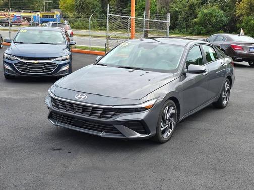 Ecotronic Gray Pearl 2025 Hyundai ELANTRA SEL