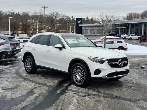 2026 Mercedes-Benz GLC 300 4MATIC