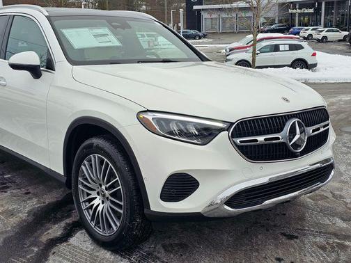 2026 Mercedes-Benz GLC 300 4MATIC