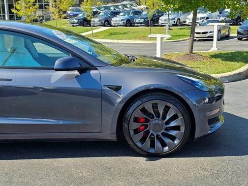 2023 Tesla Model 3 Performance