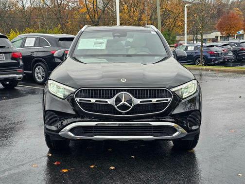 2026 Mercedes-Benz GLC 300 4MATIC
