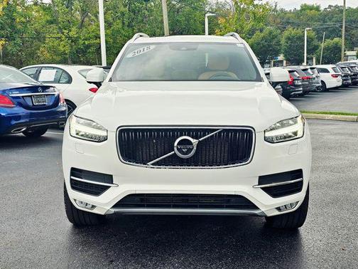 2018 Volvo XC90 T6 Momentum