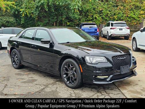 2022 Chrysler 300 Touring
