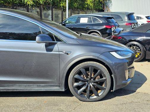 2019 Tesla Model X Long Range