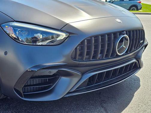 2024 Mercedes-Benz AMG C 63 S E Performance