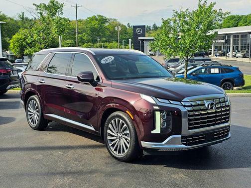 Sierra Burgundy 2023 Hyundai PALISADE Calligraphy