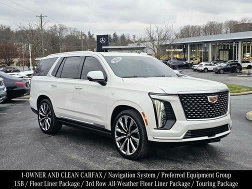 2025 Cadillac Escalade Premium Luxury