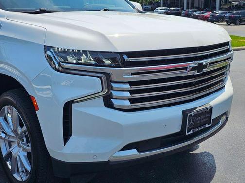 2021 Chevrolet Suburban 4WD High Country