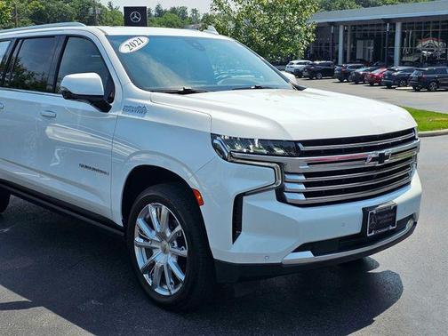 2021 Chevrolet Suburban 4WD High Country