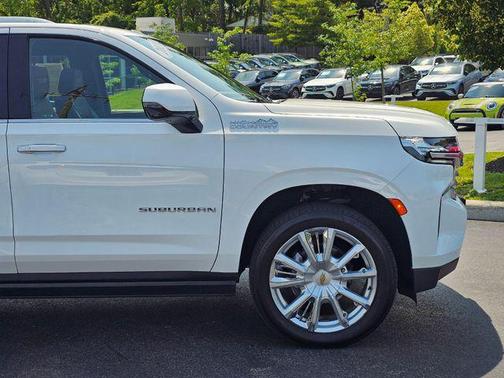 2021 Chevrolet Suburban 4WD High Country
