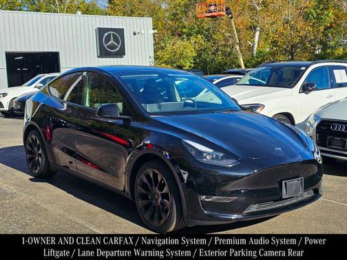 2023 Tesla Model Y Long Range Dual Motor All-Wheel Drive