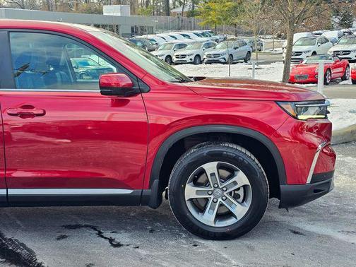 2023 Honda Pilot AWD EX-L 7 Passenger