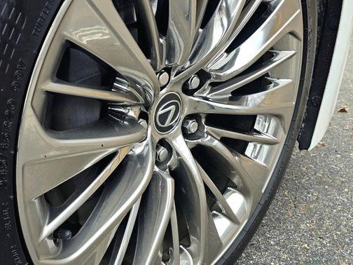 2019 Lexus LS 500 Base