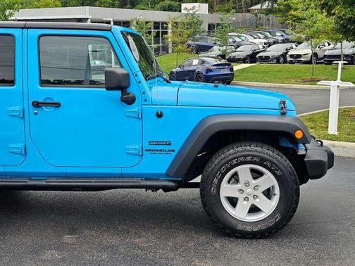 2017 Jeep Wrangler Unlimited Sport