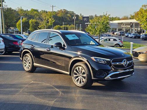 2026 Mercedes-Benz GLC 300 4MATIC
