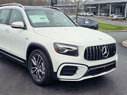 2026 Mercedes-Benz AMG GLB 35 4MATIC