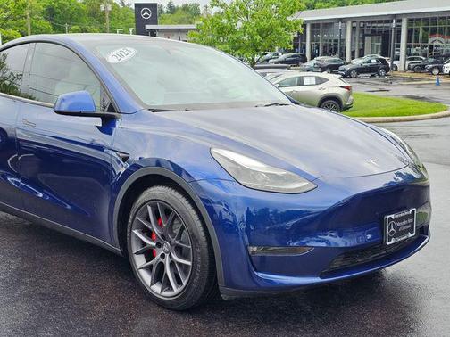 2023 Tesla Model Y Performance Dual Motor All-Wheel Drive