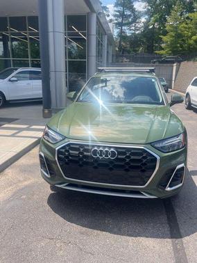 District Green Metallic 2022 Audi Q5 45 S line Prestige