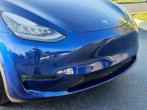 2021 Tesla Model Y Long Range Dual Motor All-Wheel Drive