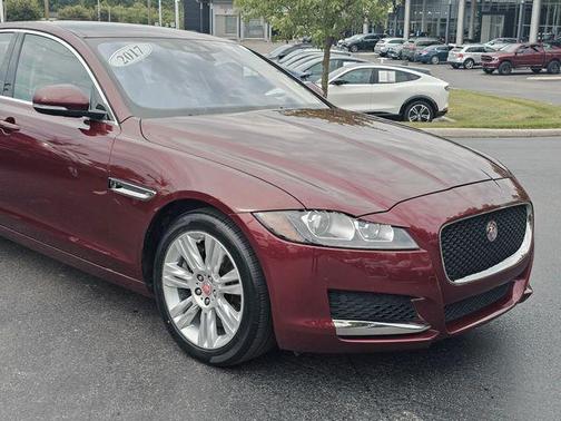 2017 Jaguar XF 35t Premium