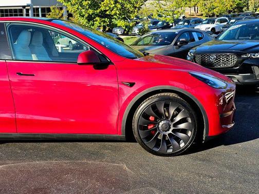 2023 Tesla Model Y Performance Dual Motor All-Wheel Drive