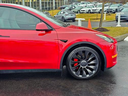 2023 Tesla Model Y Performance Dual Motor All-Wheel Drive
