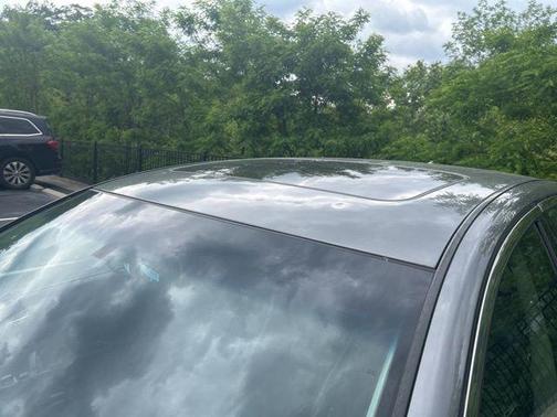 2011 INFINITI G37x Base
