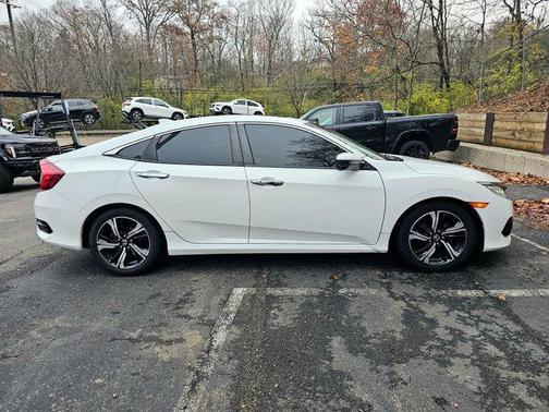 2016 Honda Civic Touring