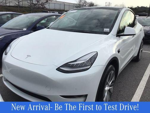 2022 Tesla Model Y Long Range Dual Motor All-Wheel Drive