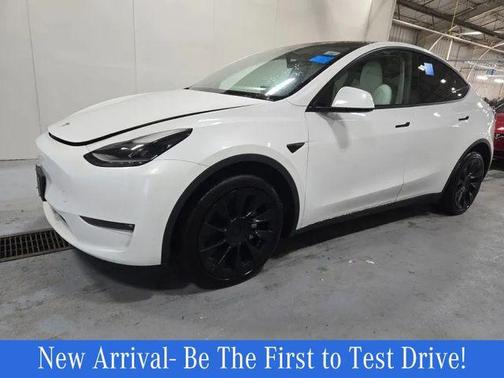 2023 Tesla Model Y Long Range Dual Motor All-Wheel Drive