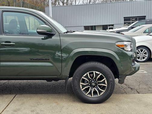 2022 Toyota Tacoma TRD Sport