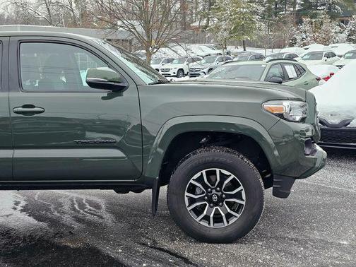 2022 Toyota Tacoma TRD Sport