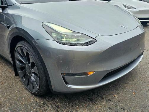 2025 Tesla Model Y Performance Dual Motor All-Wheel Drive