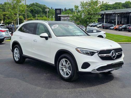 2025 Mercedes-Benz GLC 300 4MATIC