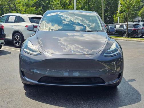 2023 Tesla Model Y Long Range Dual Motor All-Wheel Drive