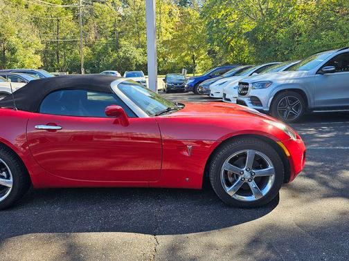 2008 Pontiac Solstice Base