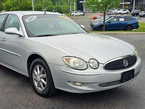 Sterling Silver Metallic 2005 Buick LaCrosse CXL