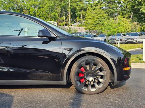 2021 Tesla Model Y Long Range Dual Motor All-Wheel Drive