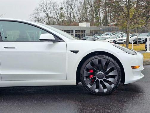 2023 Tesla Model 3 Performance