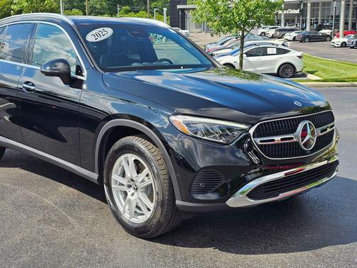 2025 Mercedes-Benz GLC 300 4MATIC