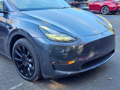 2023 Tesla Model Y Long Range Dual Motor All-Wheel Drive