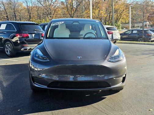 2023 Tesla Model Y Long Range Dual Motor All-Wheel Drive