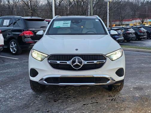 2025 Mercedes-Benz GLC 350e Base