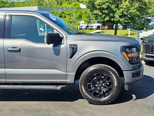 Carbonized Gray Metallic 2024 Ford F-150 XLT
