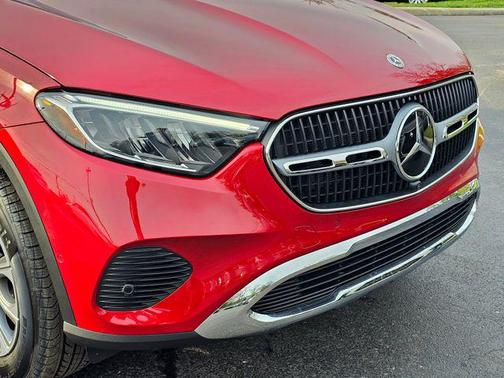 MANUFAKTUR Patagonia Red Metallic 2026 Mercedes-Benz GLC 300 4MATIC