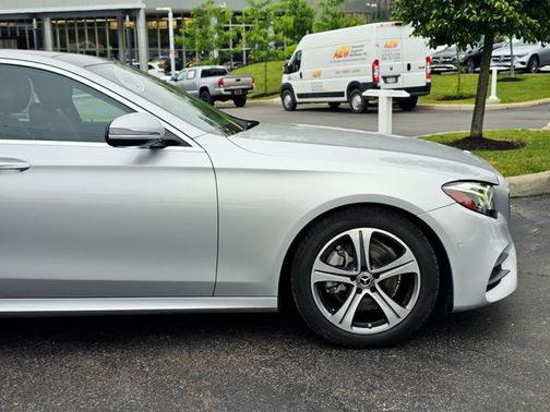 Iridium Silver Metallic 2018 Mercedes-Benz E-Class 4MATIC