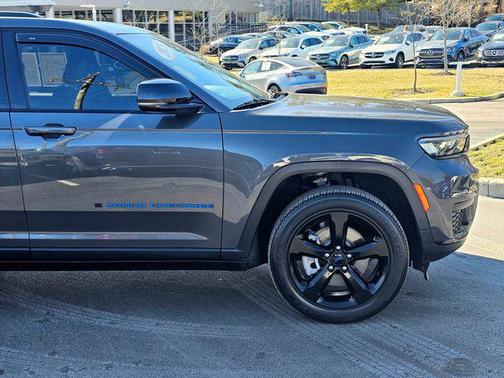 2023 Jeep Grand Cherokee L Altitude