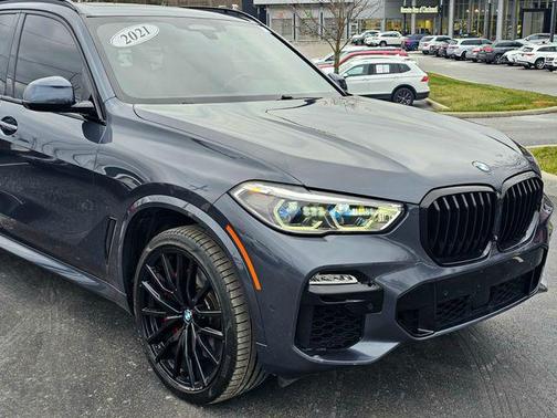 2021 BMW X5 M50i