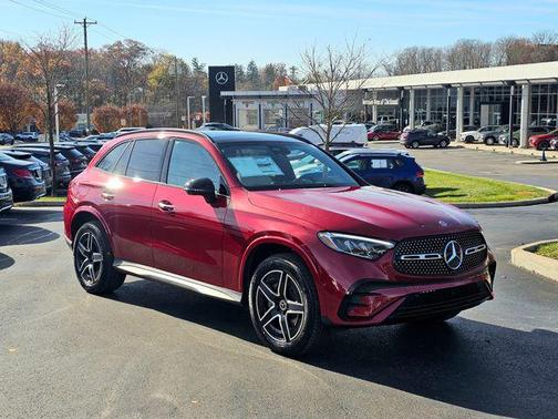 2026 Mercedes-Benz GLC 300 4MATIC